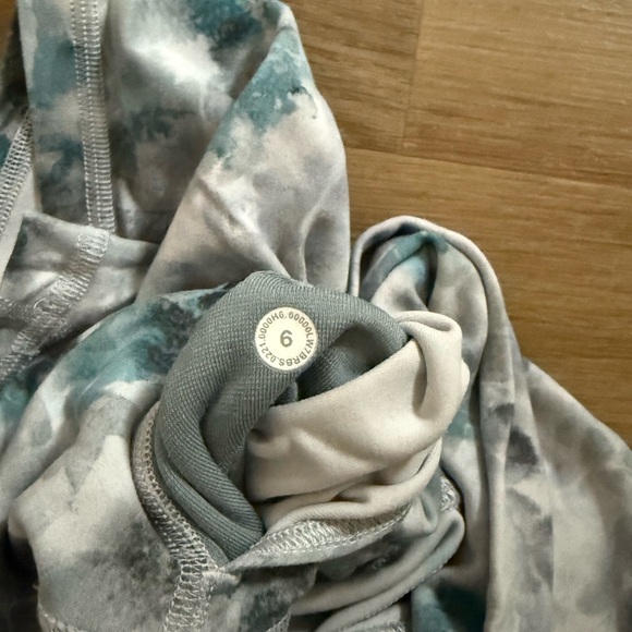 Lululemon Align Shorts - Picture 5 of 5